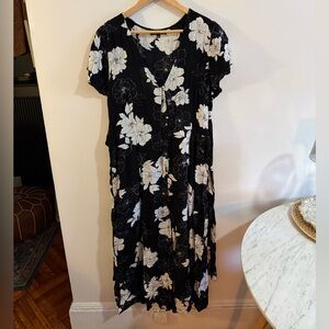 Lulu's Black and White Floral Maxi Dress